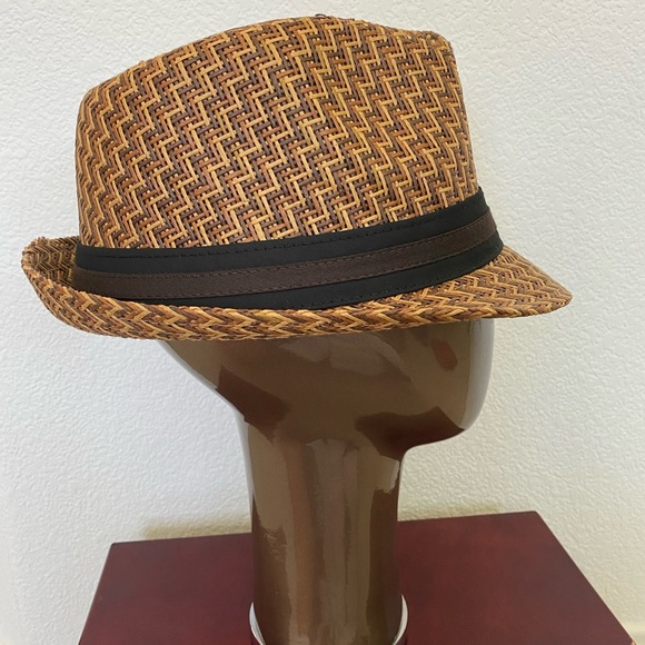 Fedora w/Tiare - Picture 4 of 6